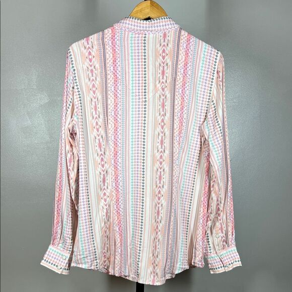 Wrangler Multicolor Striped Button Down Shirt - Picture 2 of 5